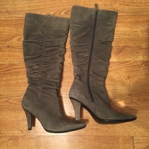 Kenneth Cole reaction gray suede knee high boots